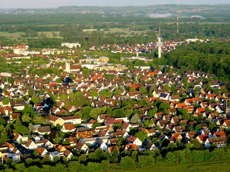 Freiburg Betzenhausen mit Sicht zum Tuniberg