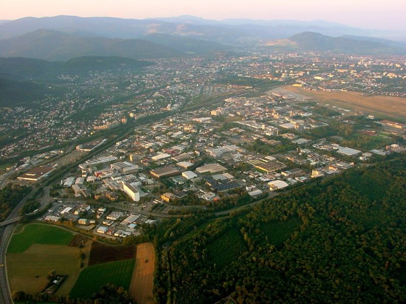 Luftbild vom Industriegebiet Freiburg Nord, Juli 2006